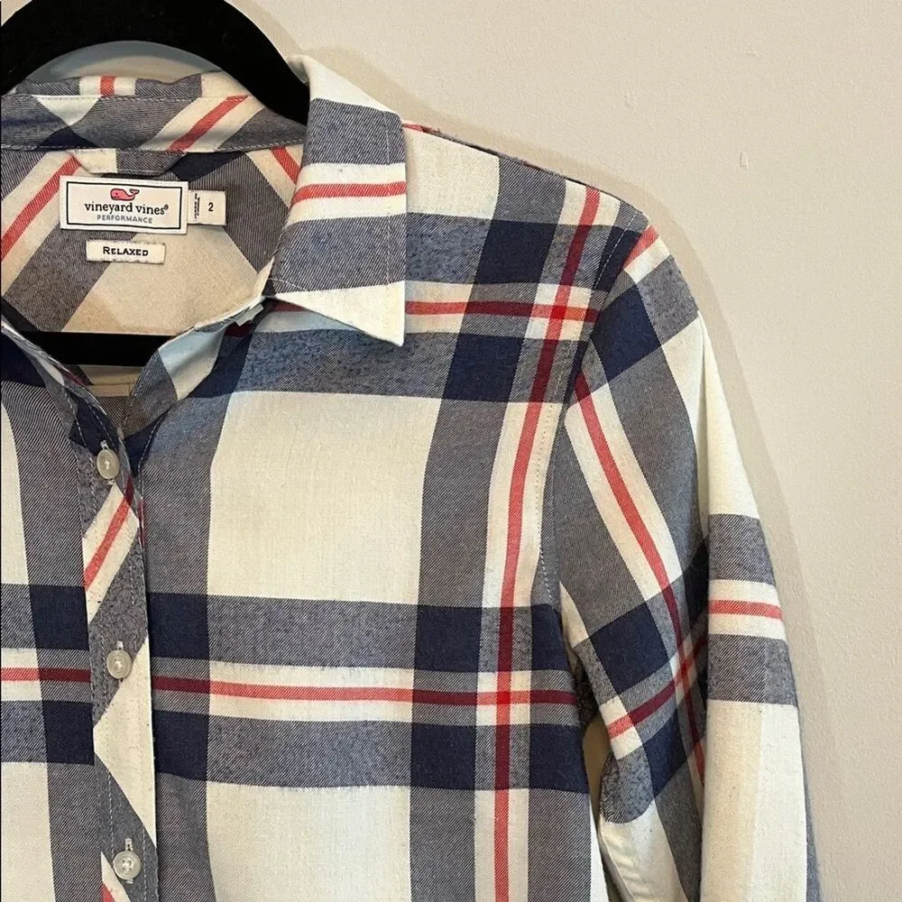 Vineyard Vines Womens Plaid Button Down Shirt Navy Red Cream Long Sleeve Size 2 - Picture 3 of 8